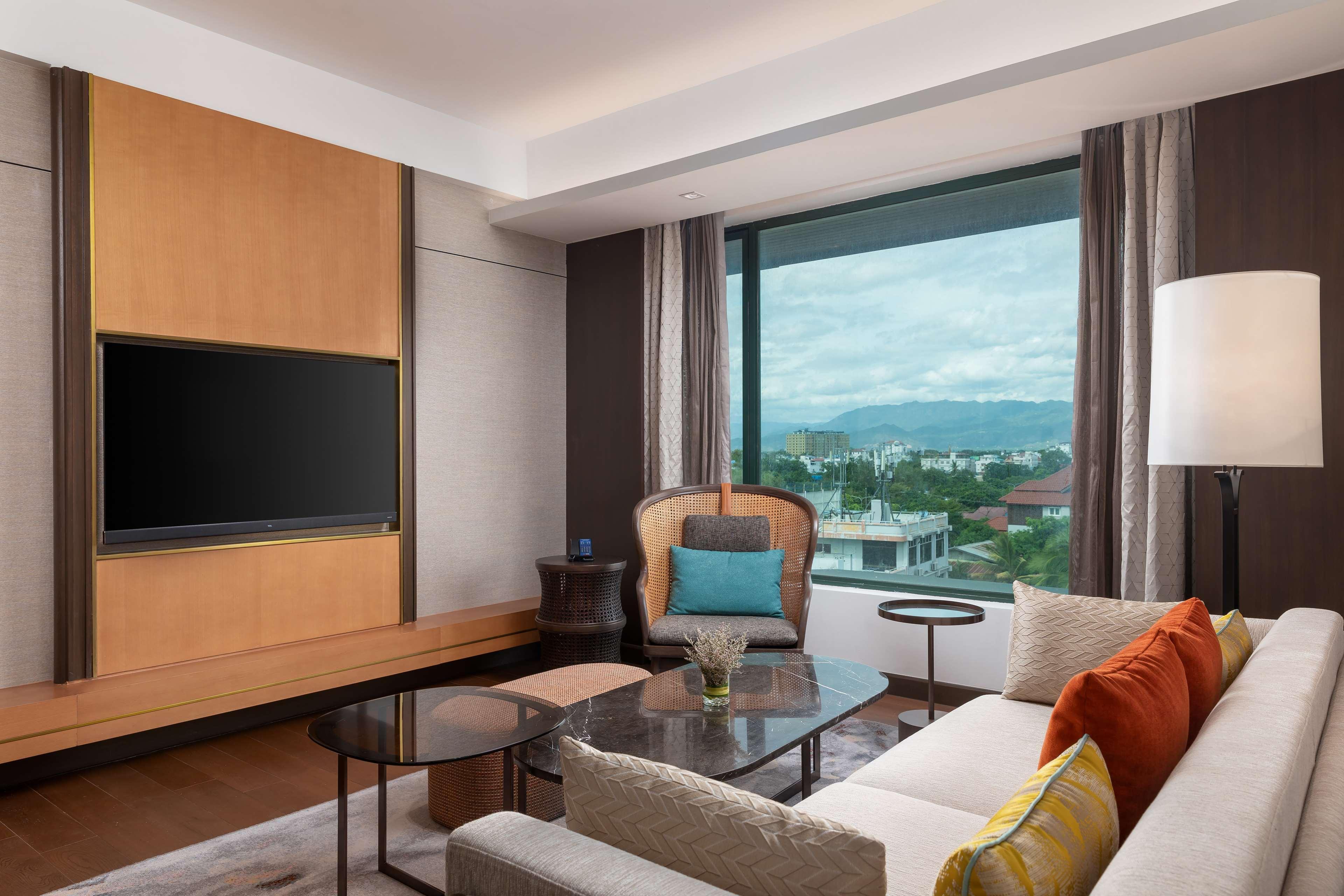 Hilton Mandalay Hotel Ngoại thất bức ảnh