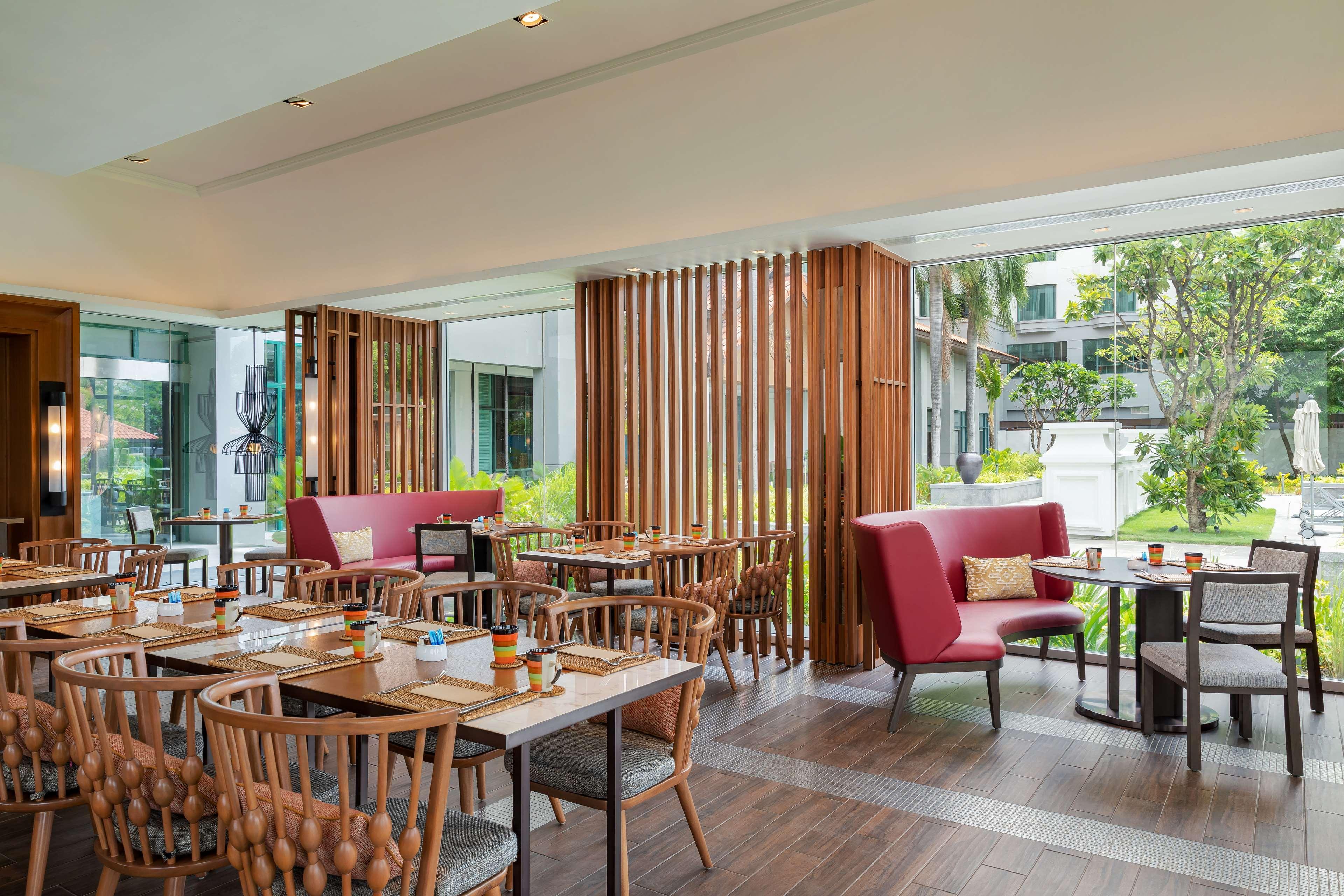 Hilton Mandalay Hotel Ngoại thất bức ảnh