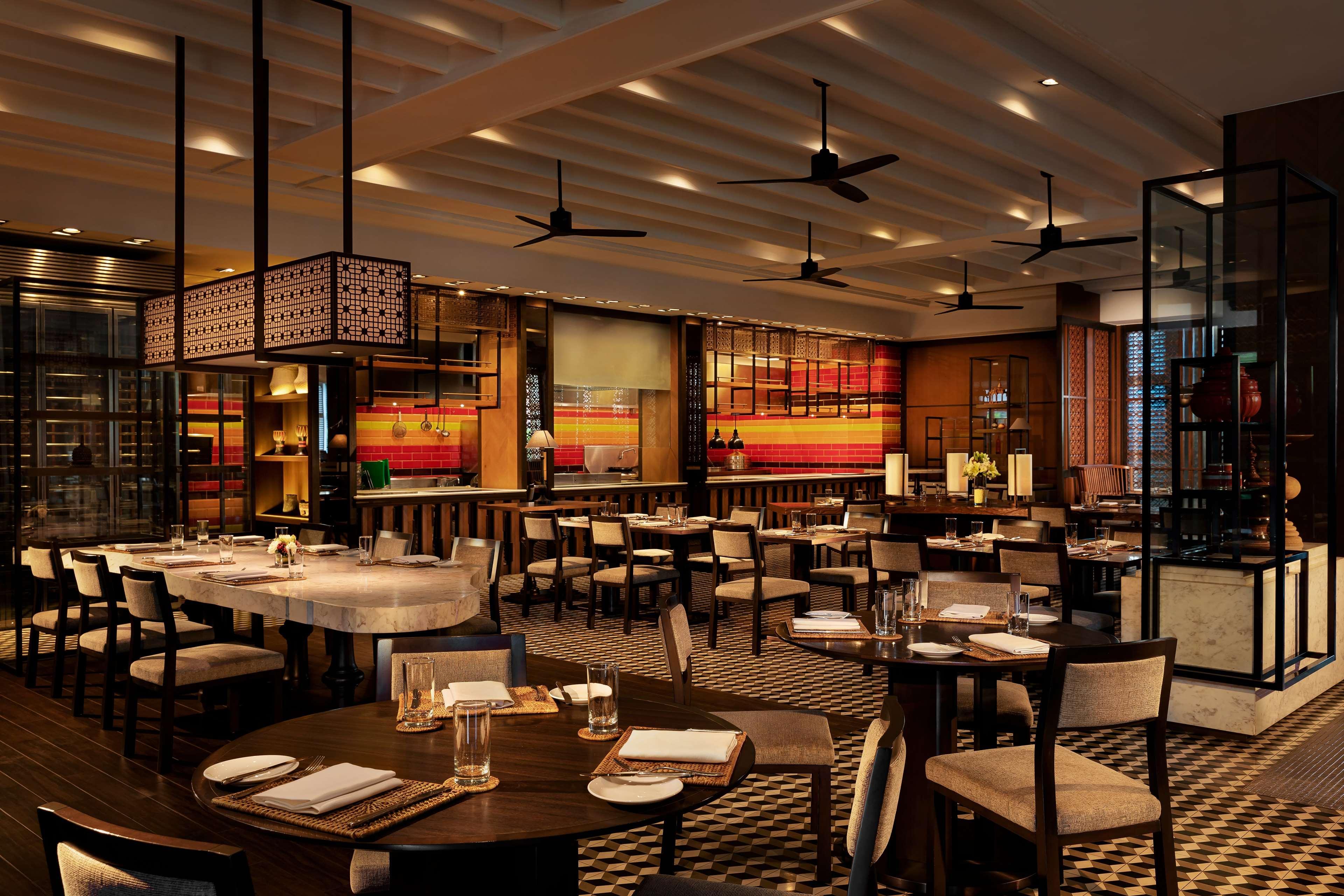 Hilton Mandalay Hotel Ngoại thất bức ảnh